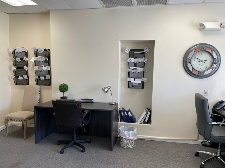 More Photos Of 1057 Main St, Hellertown Office For Sale