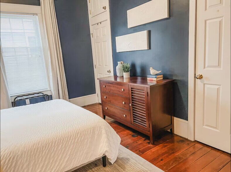 More Photos Of 405 Morson St, Raleigh Office For Lease