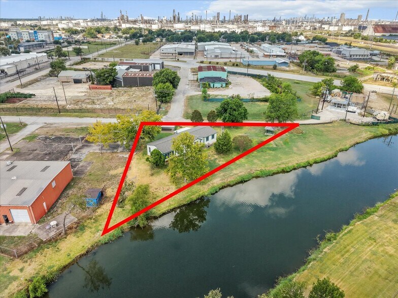 More Photos Of 704 W Shaw Ave, Pasadena Land For Sale