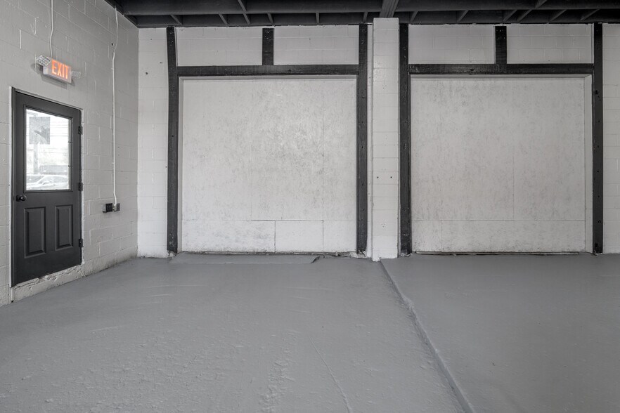 More Photos Of 540 E Church St, Jasper Auto Repair For Sale