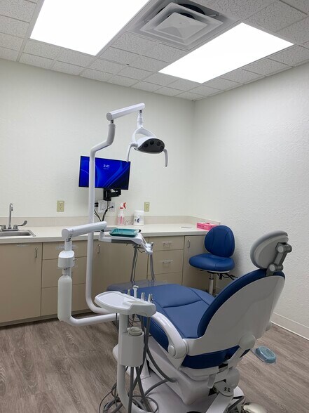 More Photos Of 35801-36091 US Hwy 19 N, Palm Harbor Freestanding For Lease