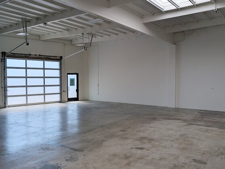 More Photos Of 660 Lakeville St, Petaluma Industrial For Lease