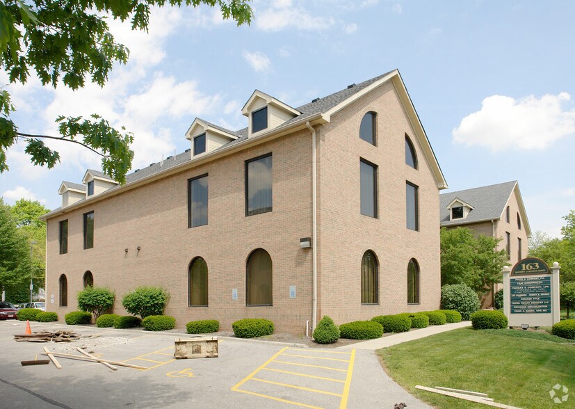 More Photos Of 163 N Sandusky St, Delaware Office For Sale
