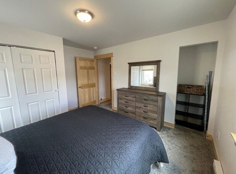 More Photos Of 305 Spring Street, Gardiner Multifamily For Sale