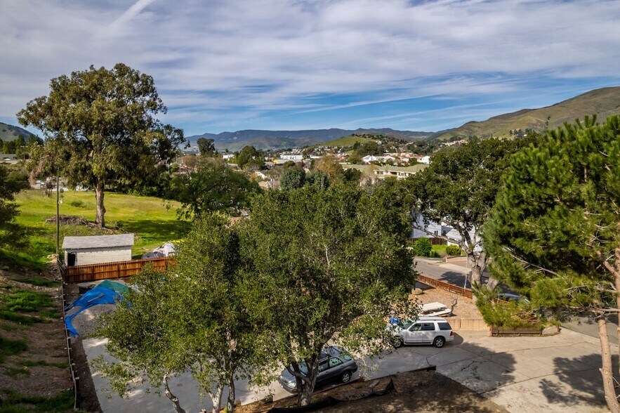 More Photos Of 3291 Rockview Pl, San Luis Obispo Apartments For Sale