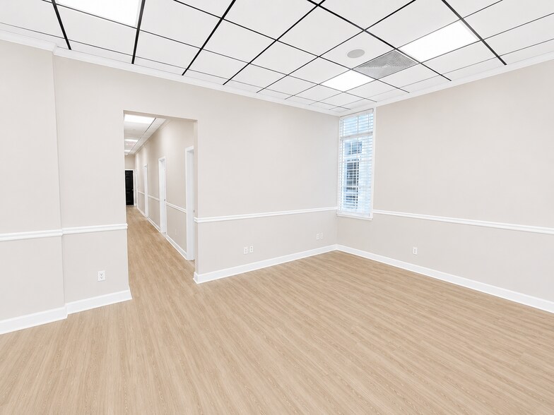 More Photos Of 1102 W Indiantown Rd, Jupiter Medical For Sale