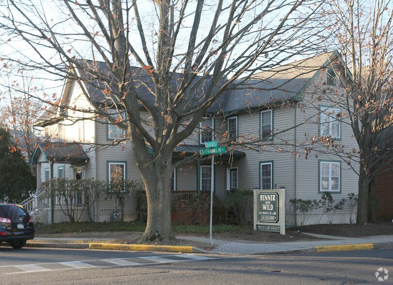 More Photos Of 174 W State St, Doylestown Freestanding For Sale