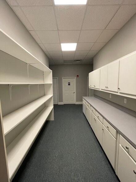 More Photos Of 335 Roselane St NW, Marietta Medical For Lease