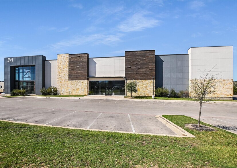 Primary Photo Of 3944 S Ranch 620 S Rd, Bee Caves Freestanding For Sale