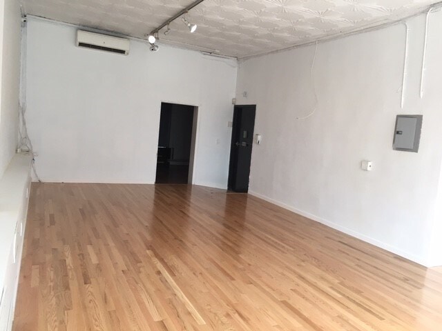 More Photos Of 206 W 23rd St, New York Loft Creative Space For Lease