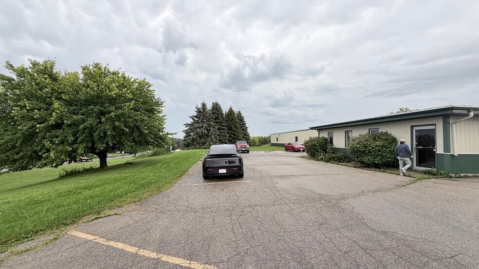 More Photos Of , Footville Industrial For Sale