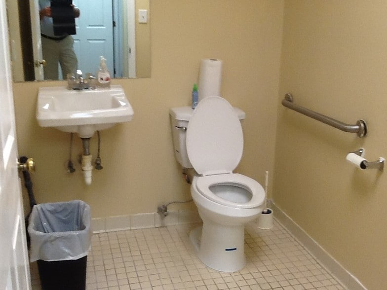 More Photos Of 875 Old Roswell Rd, Roswell Office For Sale