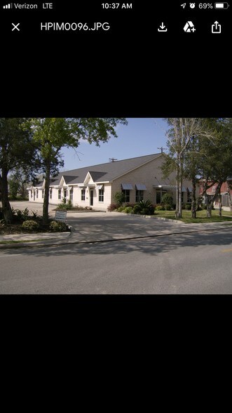 More Photos Of 150 W Shadowbend Ave, Friendswood Office For Lease