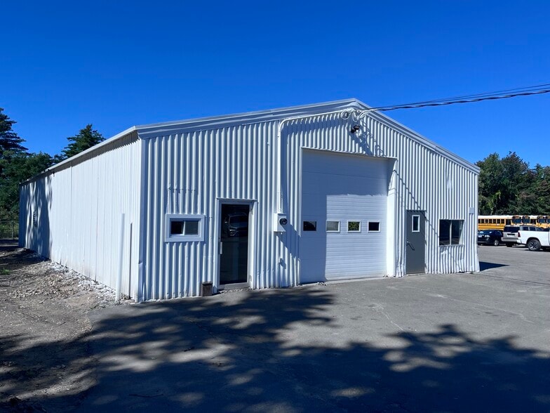 More Photos Of 2 Danville Rd, Plaistow Industrial For Lease
