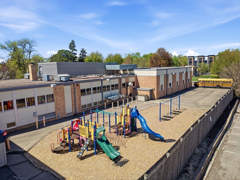 More Photos Of 6541 16TH Ave S, Richfield Schools For Lease