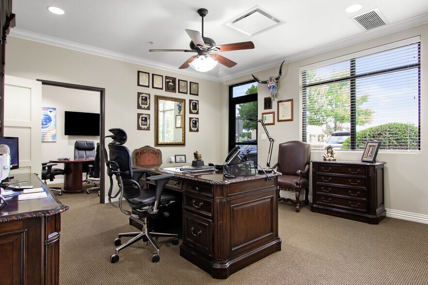 More Photos Of 301 S Watters Rd, Allen Office For Lease