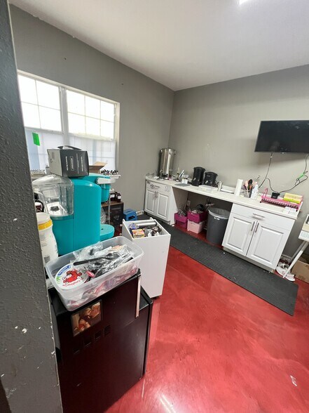 More Photos Of 742B, Winter Park Office For Lease