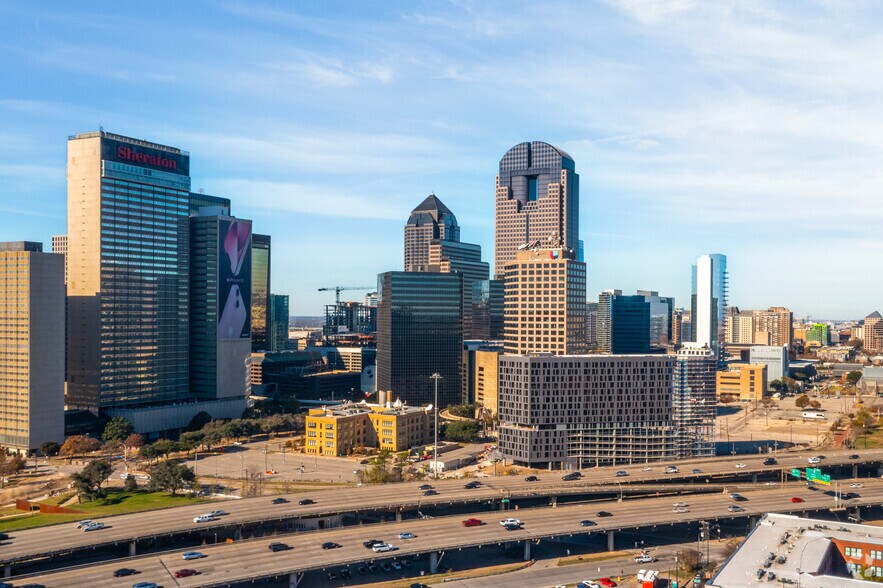 More Photos Of 2200 Ross Ave, Dallas Office For Lease