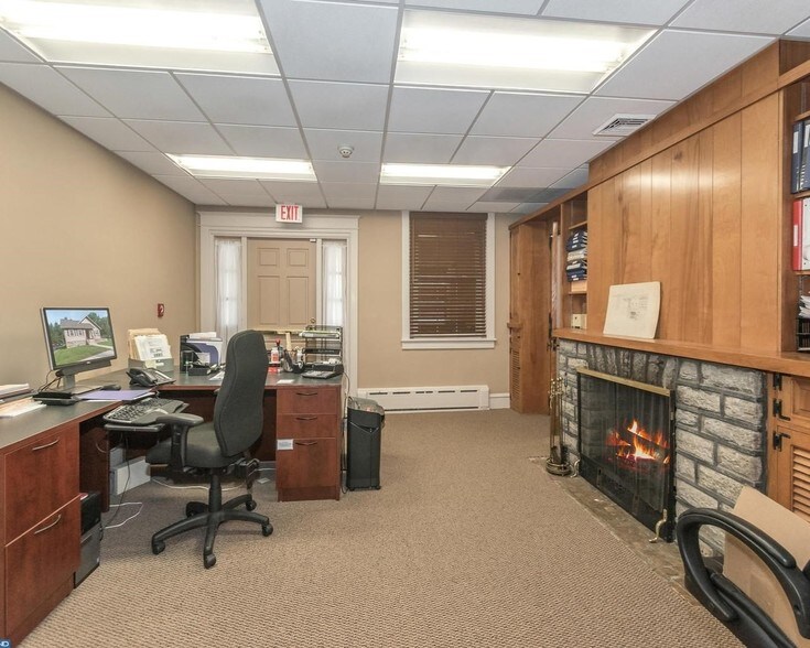 More Photos Of 724 S Broad St, Lansdale Office For Sale