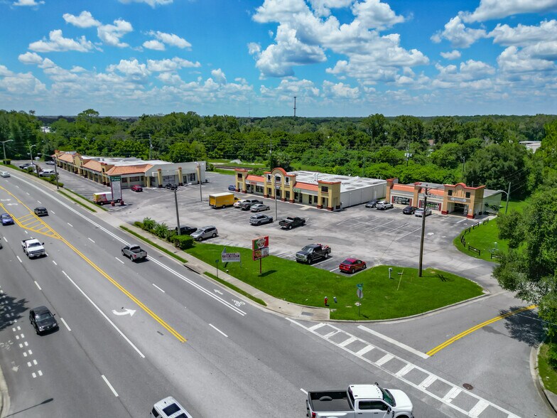 Primary Photo Of 1007 NE 14th St, Ocala Restaurant For Sale