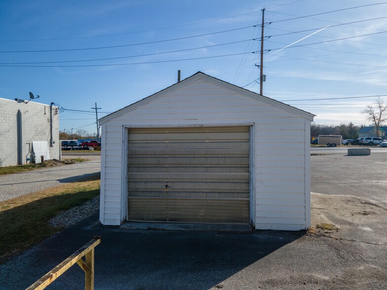 More Photos Of , Delphi Unknown For Sale