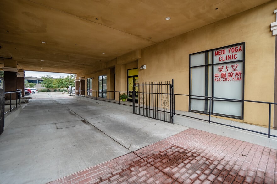 More Photos Of 1320 E Las Tunas Dr, San Gabriel Medical For Lease