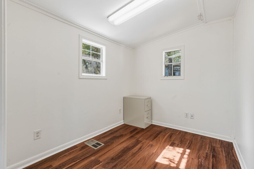 More Photos Of 12159 FM 1097 Rd W, Willis Office For Sale
