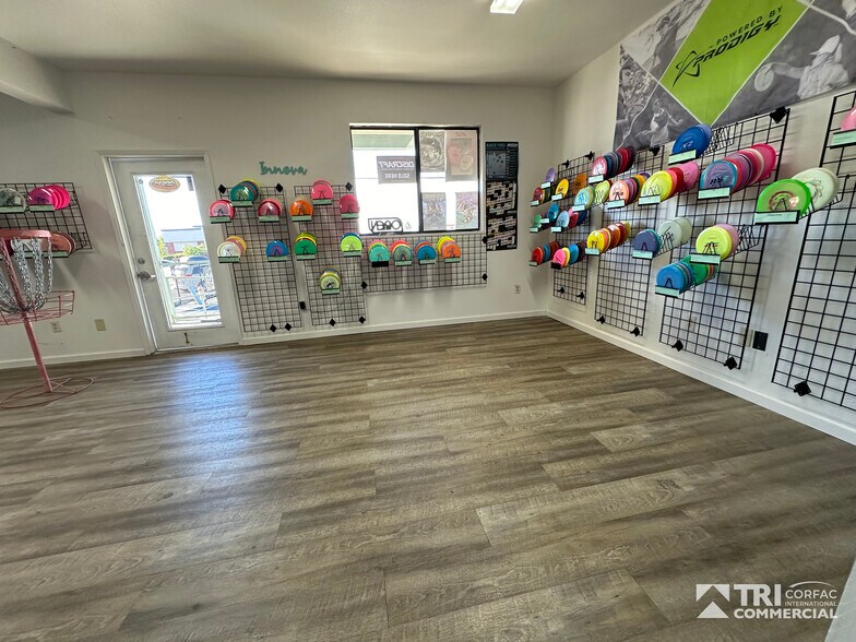 More Photos Of 4026-4044 Grass Valley Hwy, Auburn General Retail For Sale