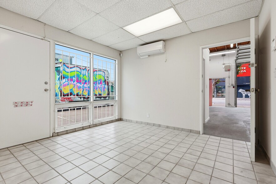 More Photos Of 1555 Yosemite Ave, San Francisco Warehouse For Sale