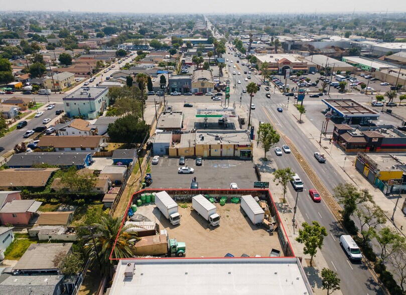 More Photos Of 235 E Manchester, Los Angeles Land For Sale
