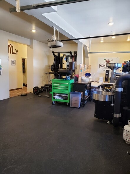 More Photos Of 5209 Lake Isabella Blvd, Lake Isabella Storefront Retail Residential For Sale