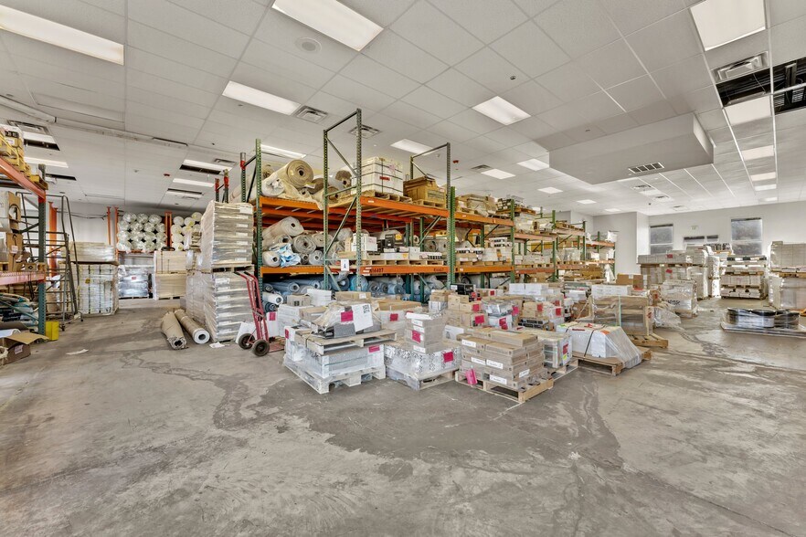 More Photos Of 1166 S Sage Dr, Cedar City Storefront For Sale