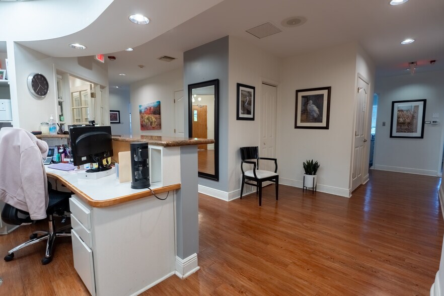 More Photos Of 1704-1726 N University Dr, Coral Springs Medical For Sale