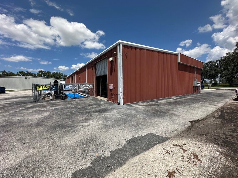 More Photos Of 16182-16190 Aviation Loop, Brooksville Distribution For Lease