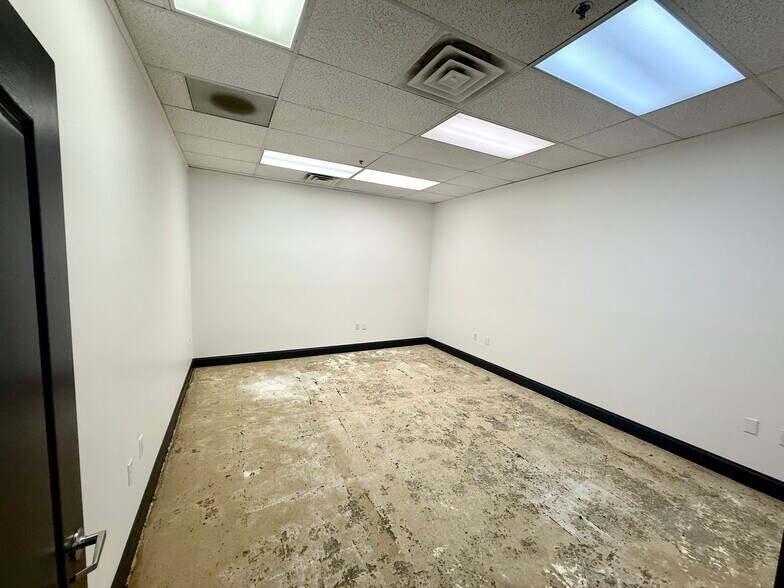 More Photos Of 1111 Van Voorhis Rd, Morgantown Medical For Lease