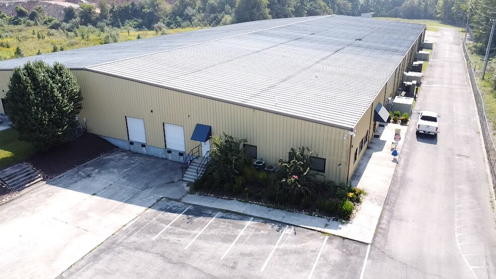 More Photos Of 179 Mine Ln, Caryville Warehouse For Lease