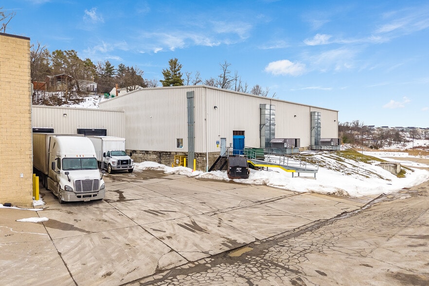 More Photos Of 111 Terence Dr, Pittsburgh Warehouse For Sale