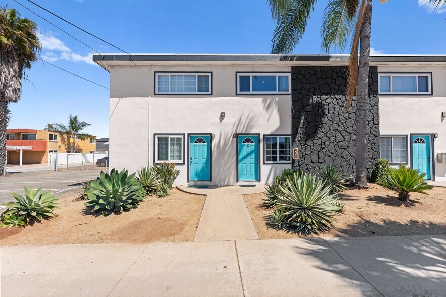 More Photos Of 595 7th St, Imperial Beach Apartments For Sale