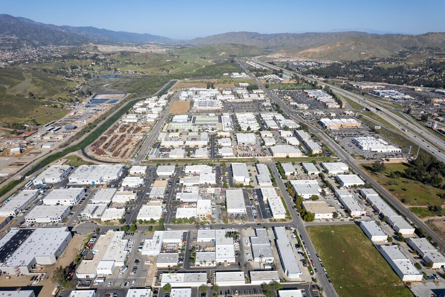 More Photos Of 560 Birch St, Lake Elsinore Manufacturing For Sale