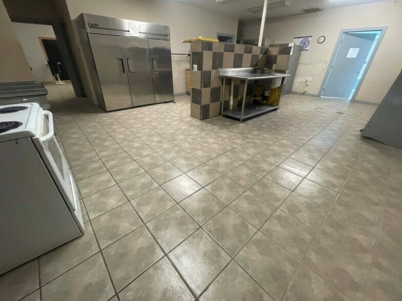 More Photos Of 237 W 21st St, Fort Stockton Schools For Lease