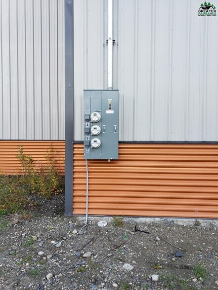 More Photos Of 1651 Levee Way, North Pole Warehouse For Sale