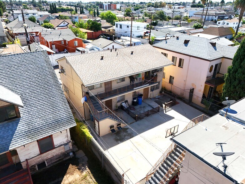 More Photos Of 322 N Fickett St, Los Angeles Apartments For Sale