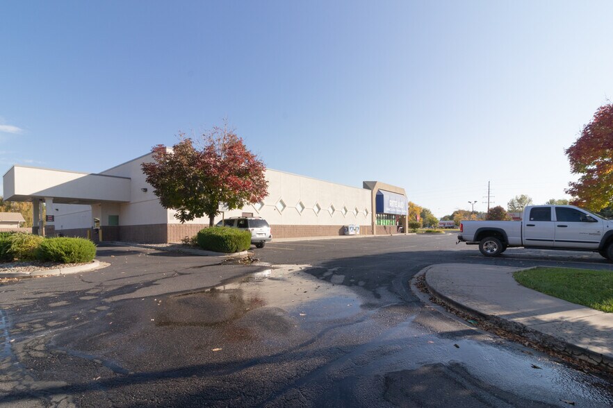 More Photos Of 2992 Patterson Rd, Grand Junction Drugstore For Sale