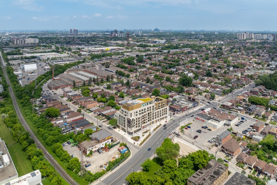 More Photos Of 9 Croham Rd, Toronto Apartments For Lease