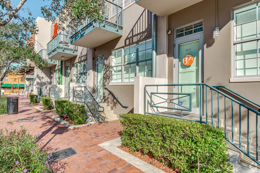 More Photos Of 330 SW 2nd St, Fort Lauderdale Office For Lease