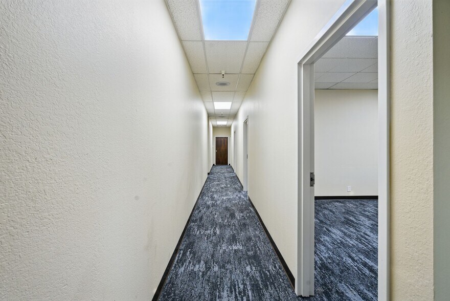More Photos Of 301 Grand Ave, South San Francisco Office For Lease