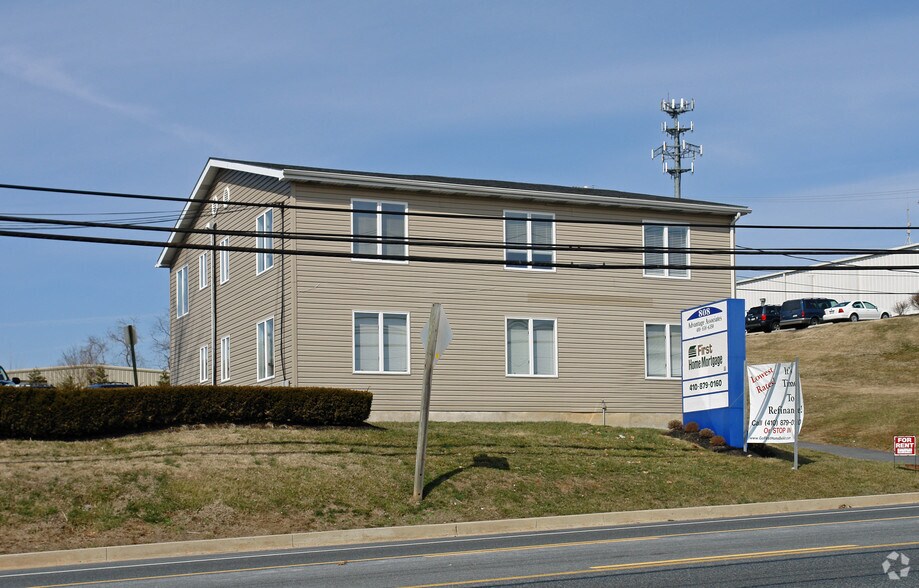 Primary Photo Of 808 Baltimore Pike, Bel Air Medical For Sale