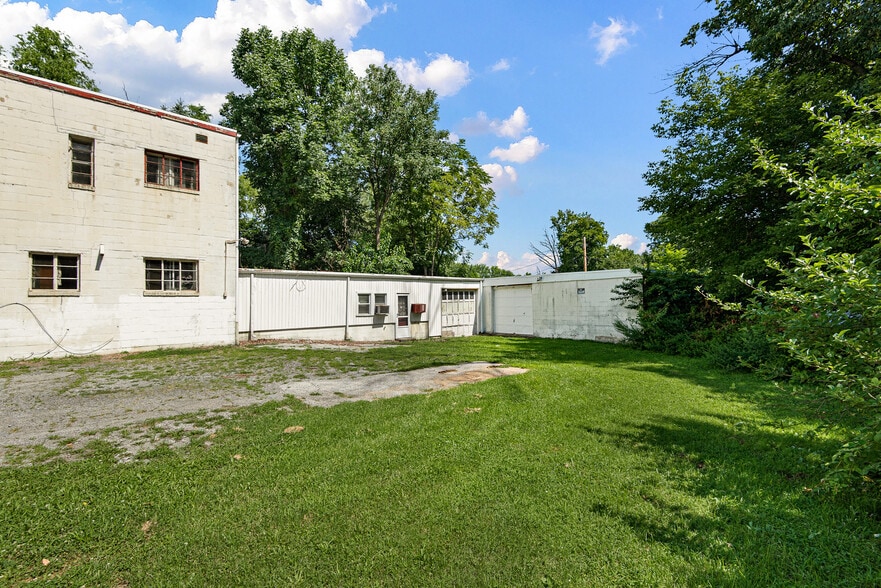 More Photos Of 9 E 44th St, Wilmington Office Residential For Sale