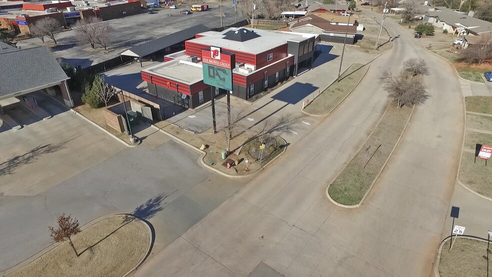 More Photos Of 6001 Nw Expressway, Oklahoma City Office For Sale