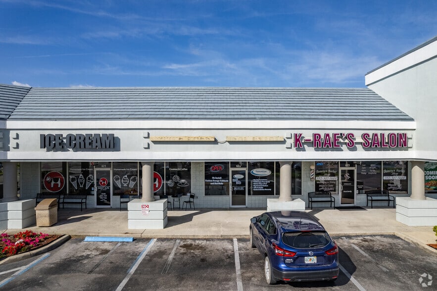 More Photos Of 17860 SE 109th Ave, Summerfield Storefront For Lease